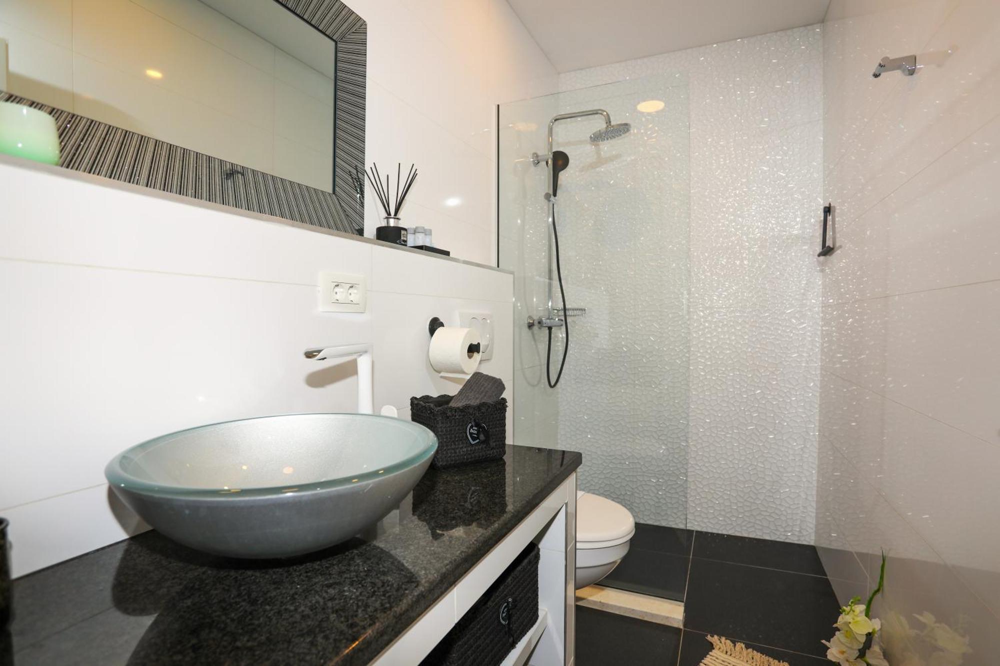 Juric 32 - Boutique Apartments Hvar Town Eksteriør bilde