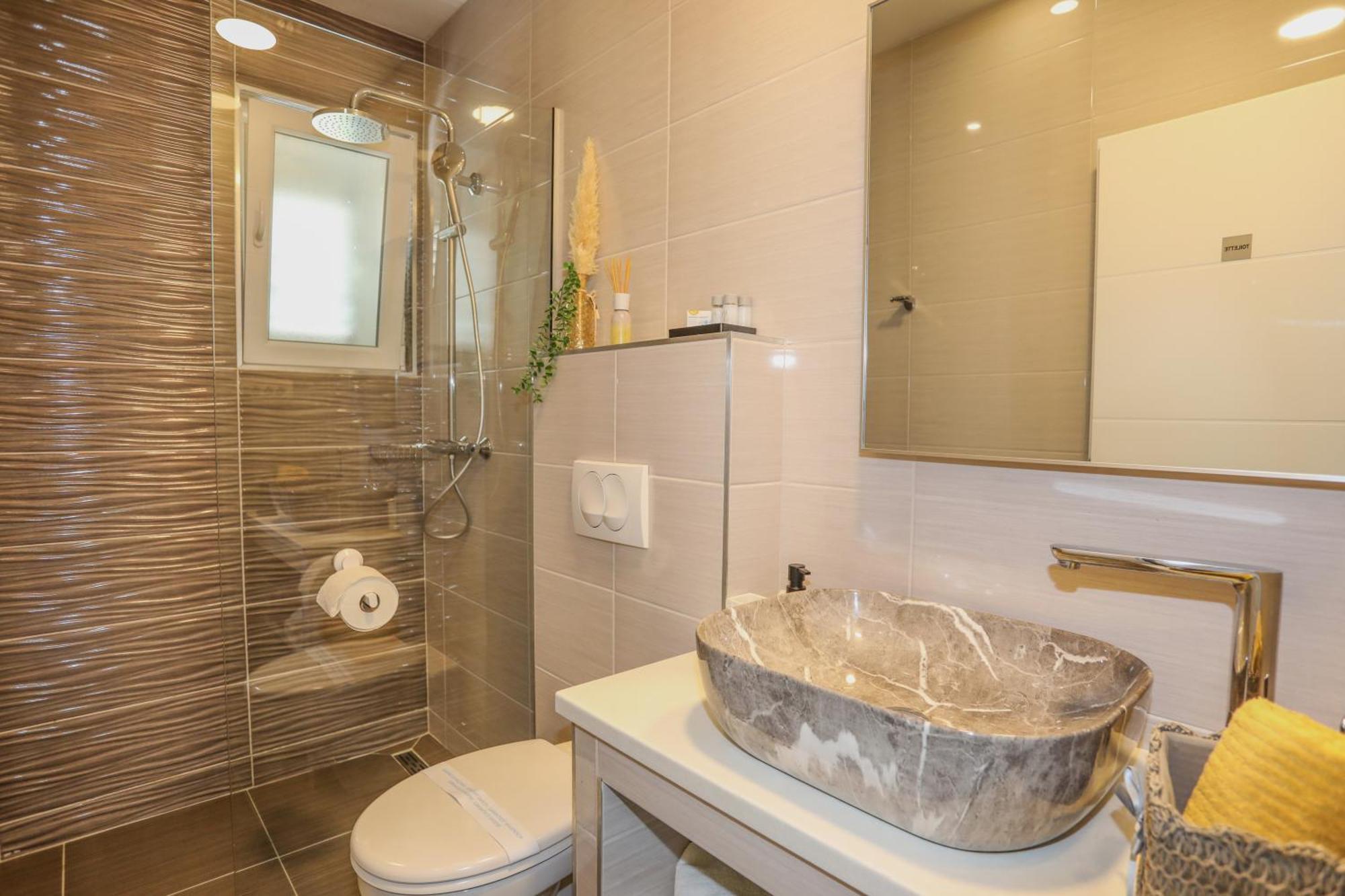 Juric 32 - Boutique Apartments Hvar Town Eksteriør bilde